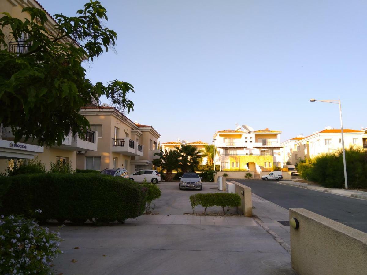 Enjoy The Silence Apartments Paphos 外观 照片